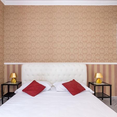 Piazza Di Spagna 5 Stelle Parlamento Room Рим Экстерьер фото